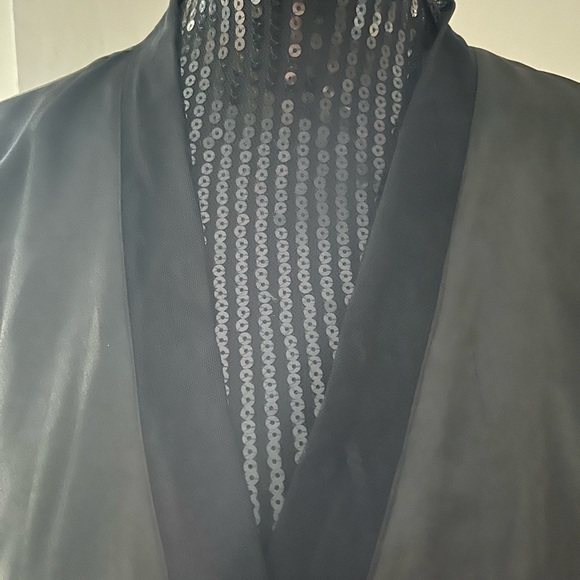 La Vie En Rose 🌹 Black Satiny Mesh Trim Robe Size S/M - Picture 2 of 11